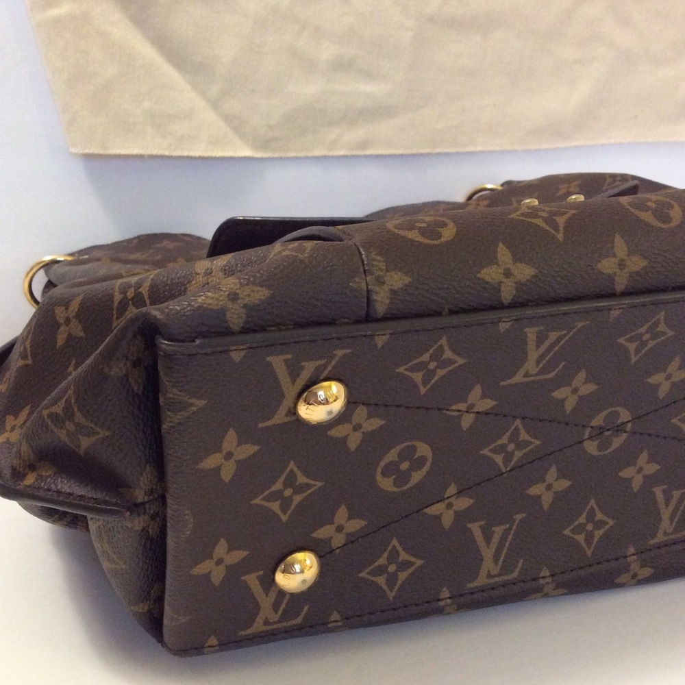 Louis Vuitton Métis Hobo - Picture 8 of 9